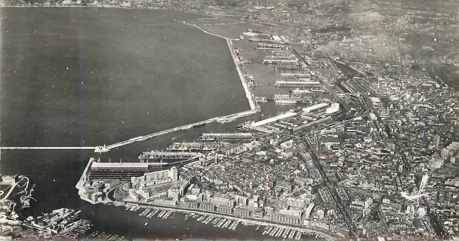 Port de Marseille — vue aérienne — éditeur non identifié